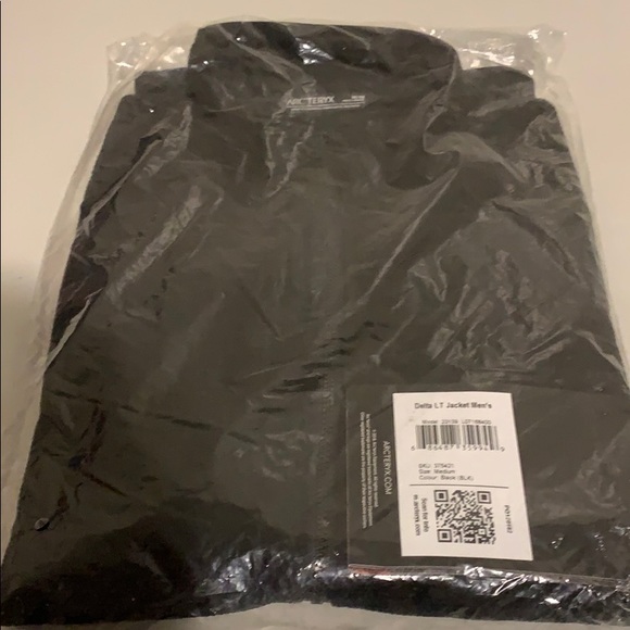 Arc'teryx Delta LT Jacket Men's (Black) - Picture 9 of 9